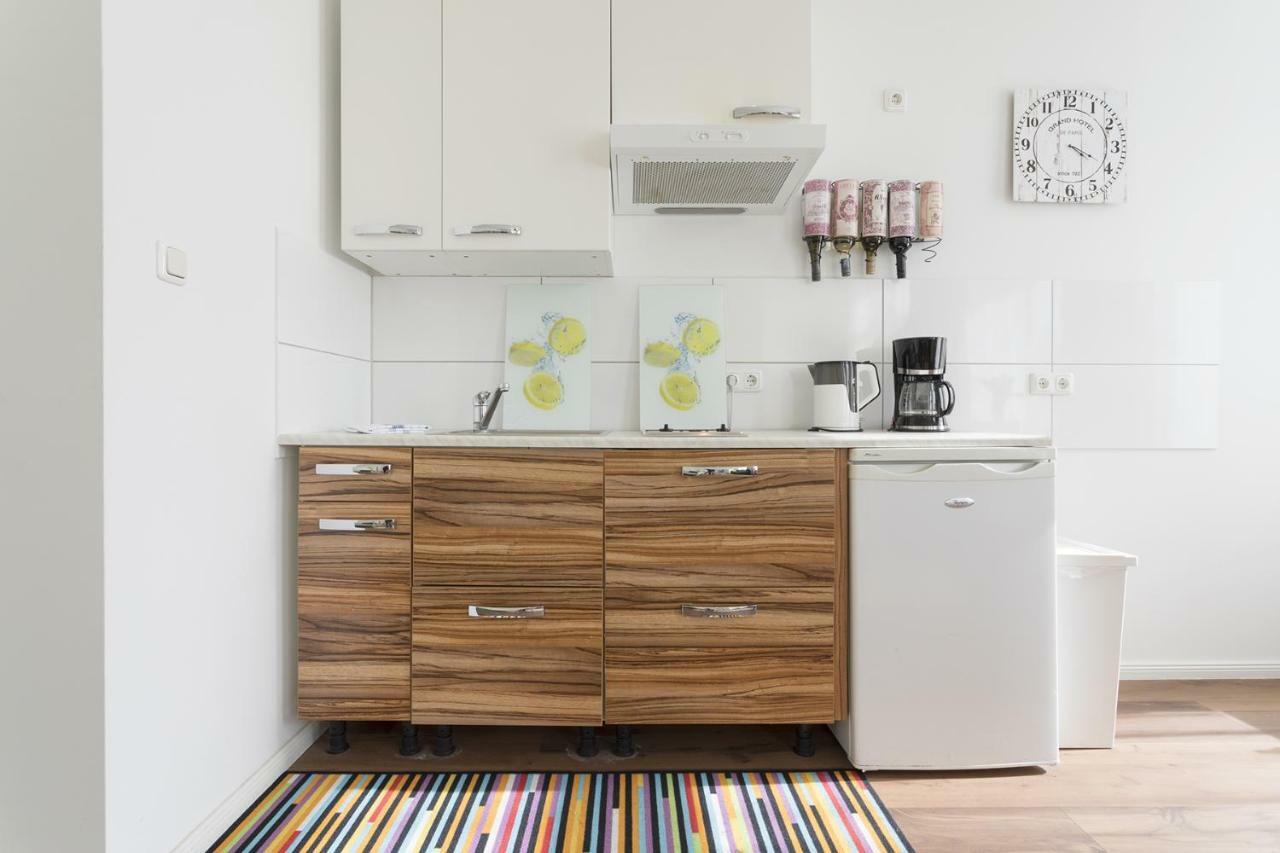 Studio Apartment Niemetzstr 51 Berlin Exterior foto