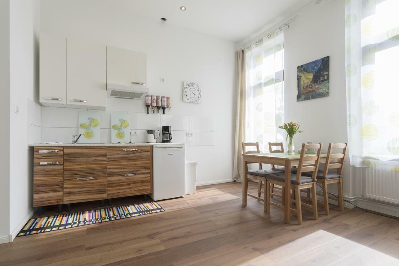 Studio Apartment Niemetzstr 51 Berlin Exterior foto